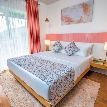 The Breeze Luxury Apartment Nuwara Eliya Exteriör bild